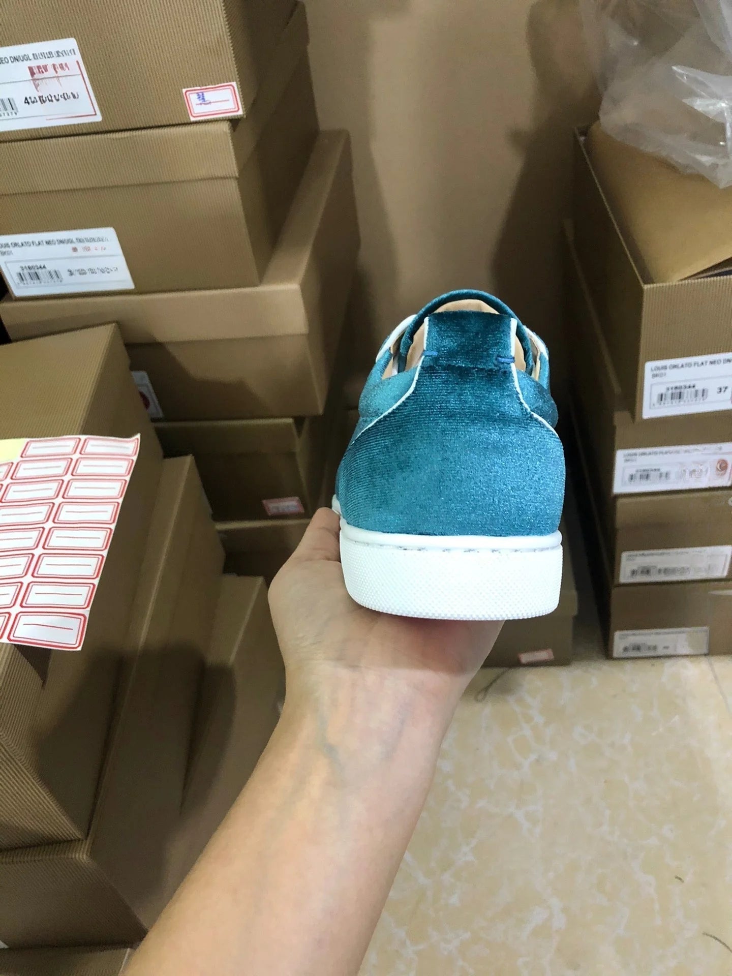 Sneaker