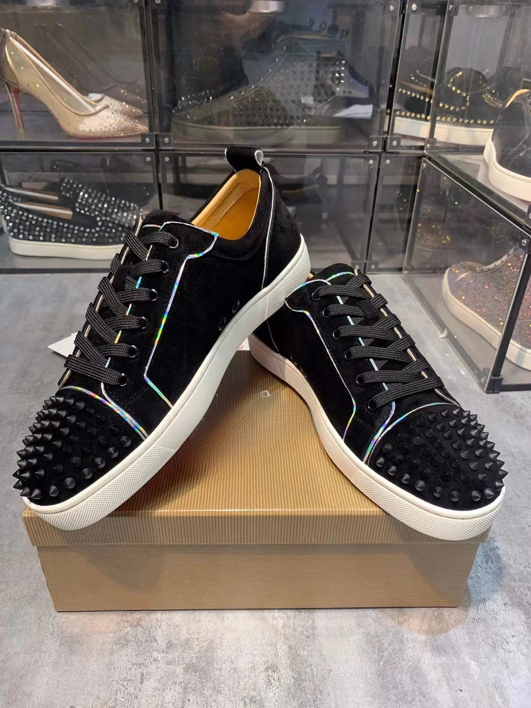 Sneakers