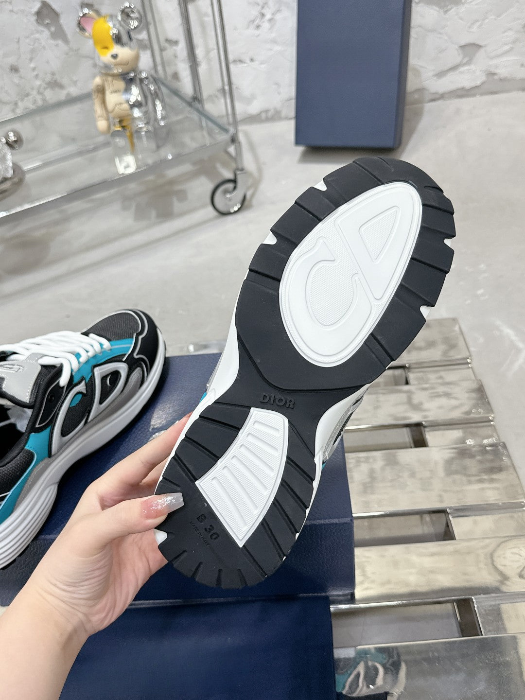 Sneakers