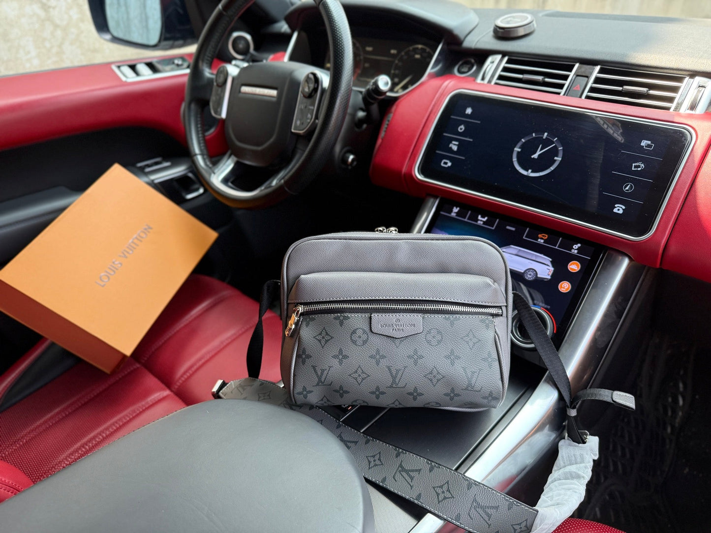 Shoulder Bags