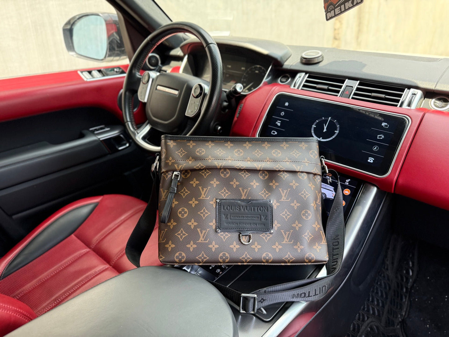 Shoulder Bags