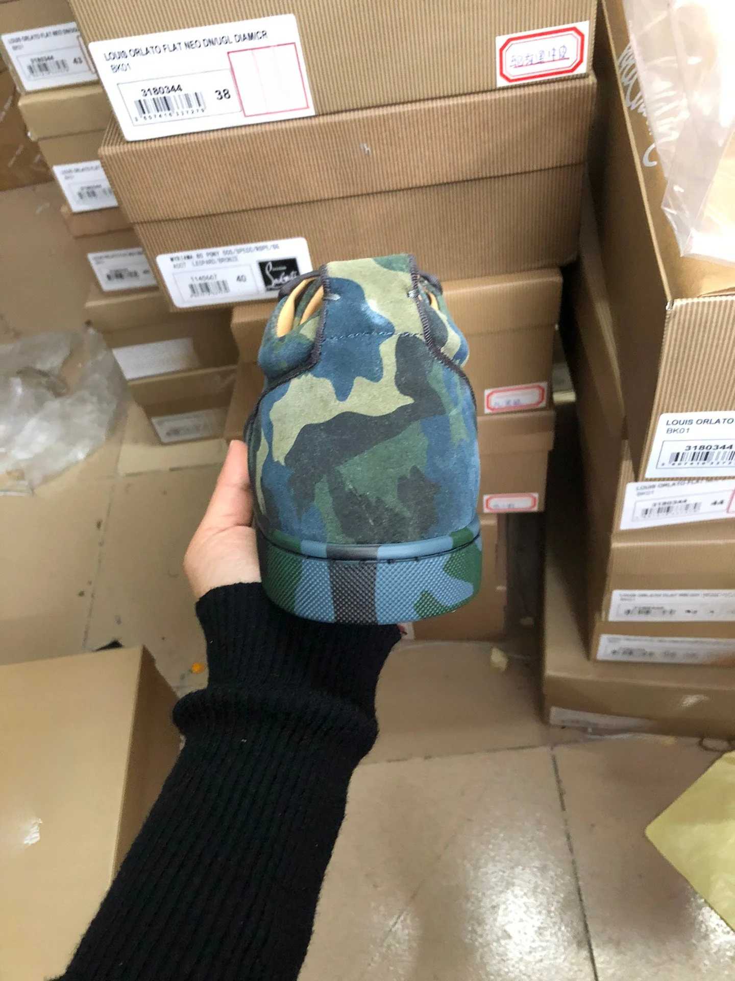 Sneakers