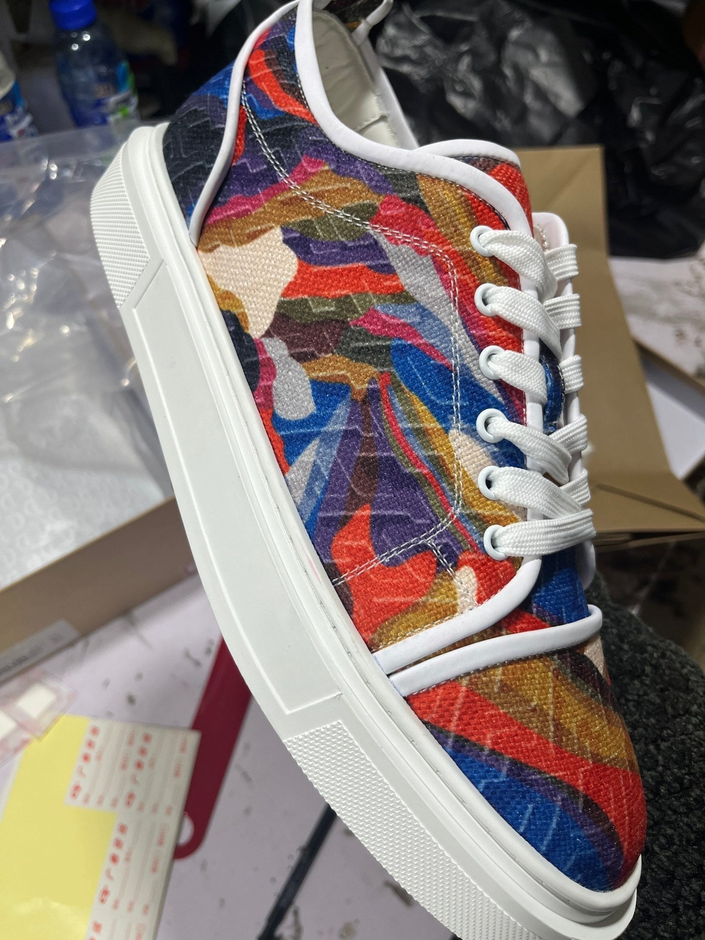 Sneaker