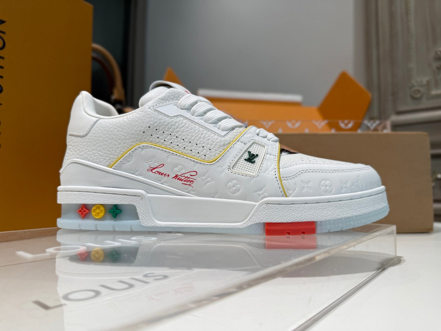 Sneakers
