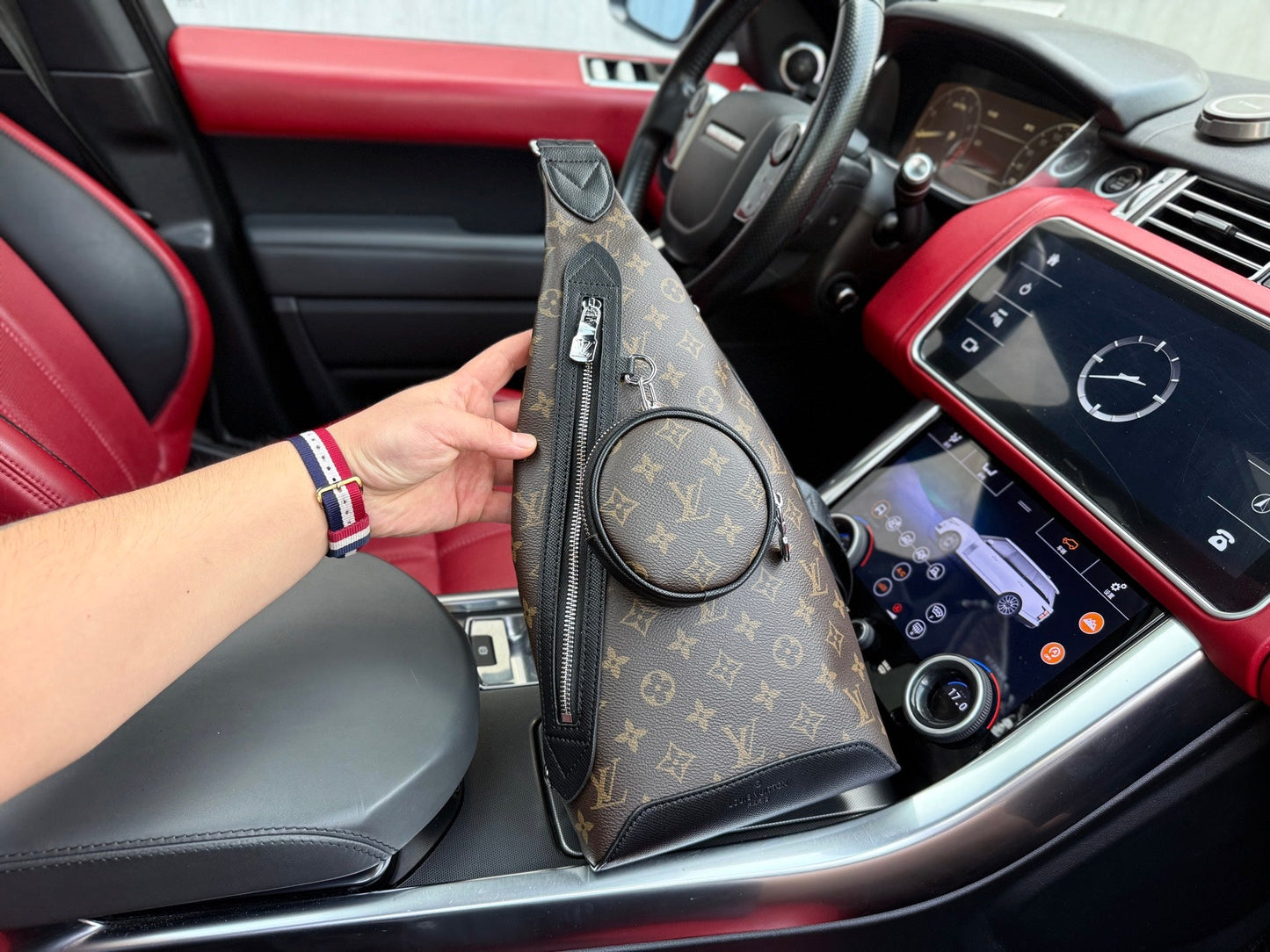Shoulder Bags
