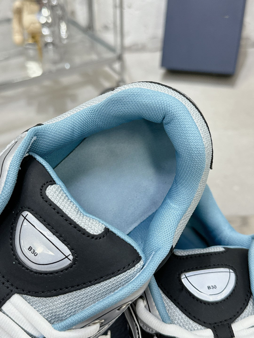 Sneakers