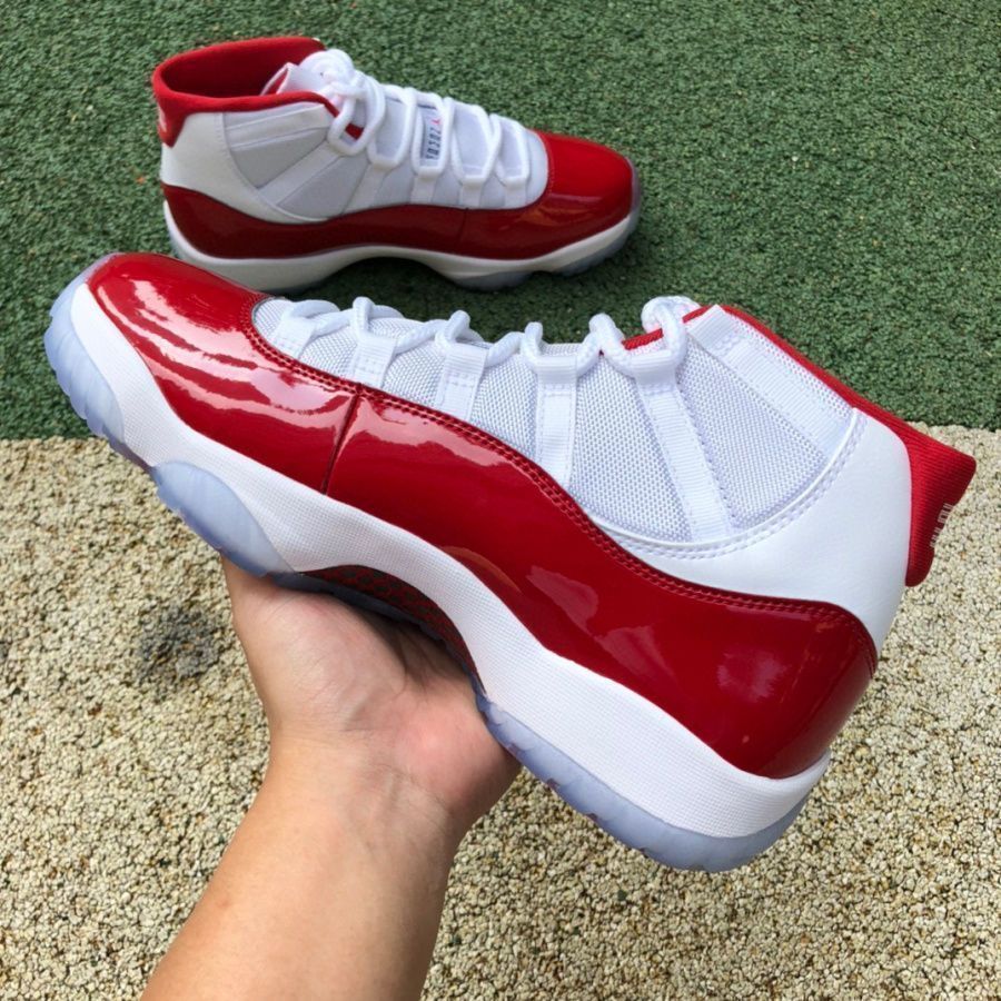 Sneaker