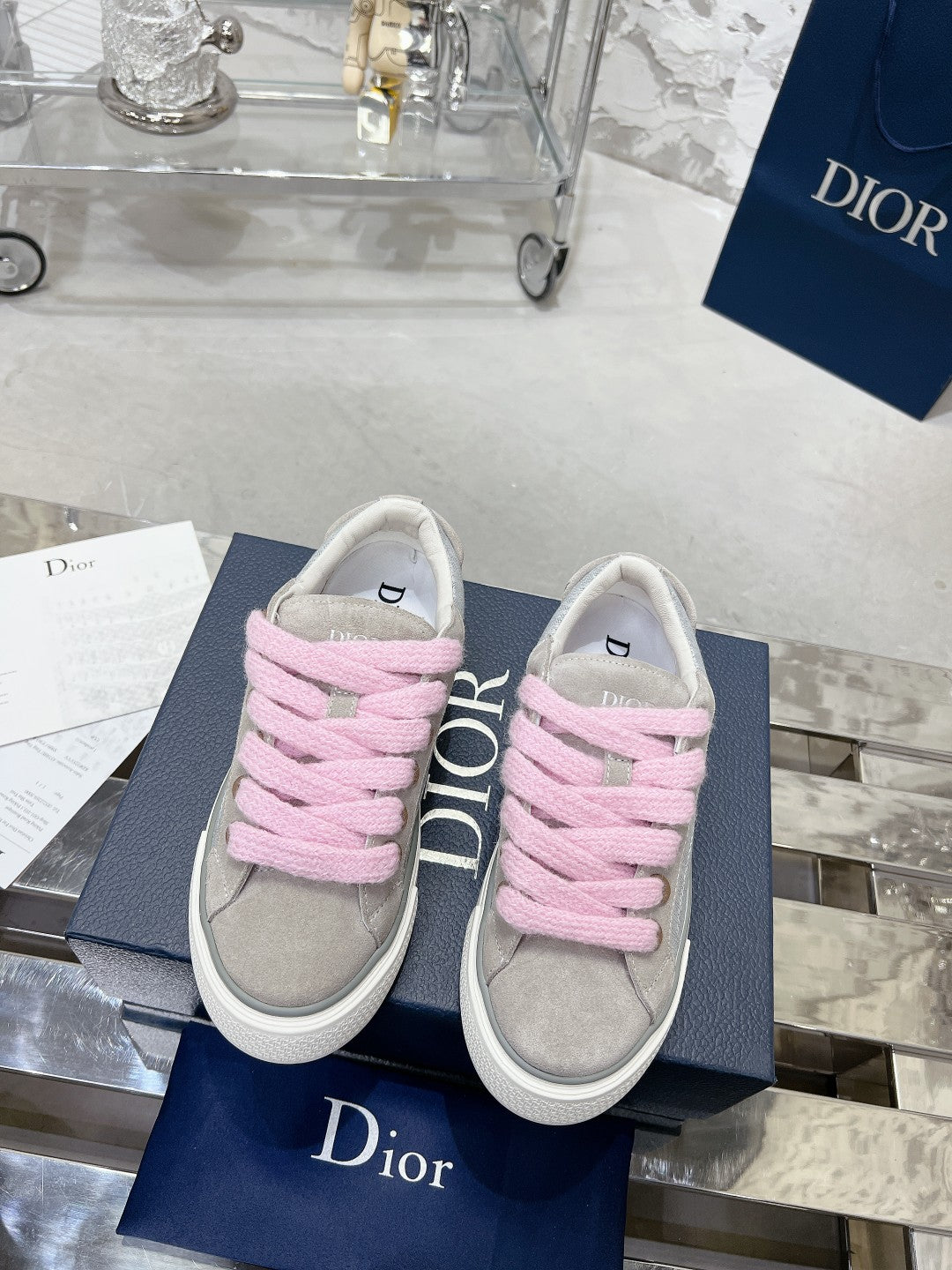 Sneakers