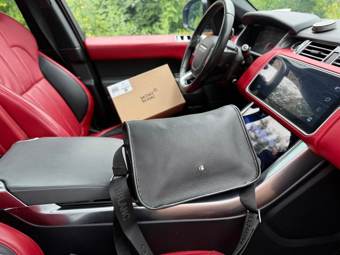 Shoulder Bags