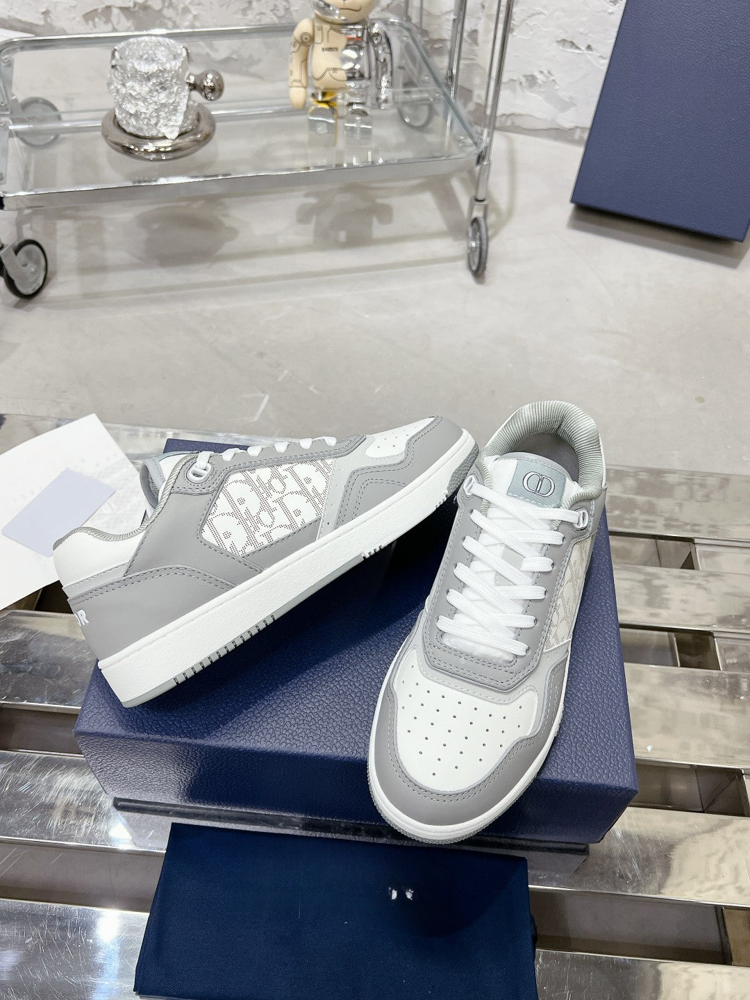 Sneakers