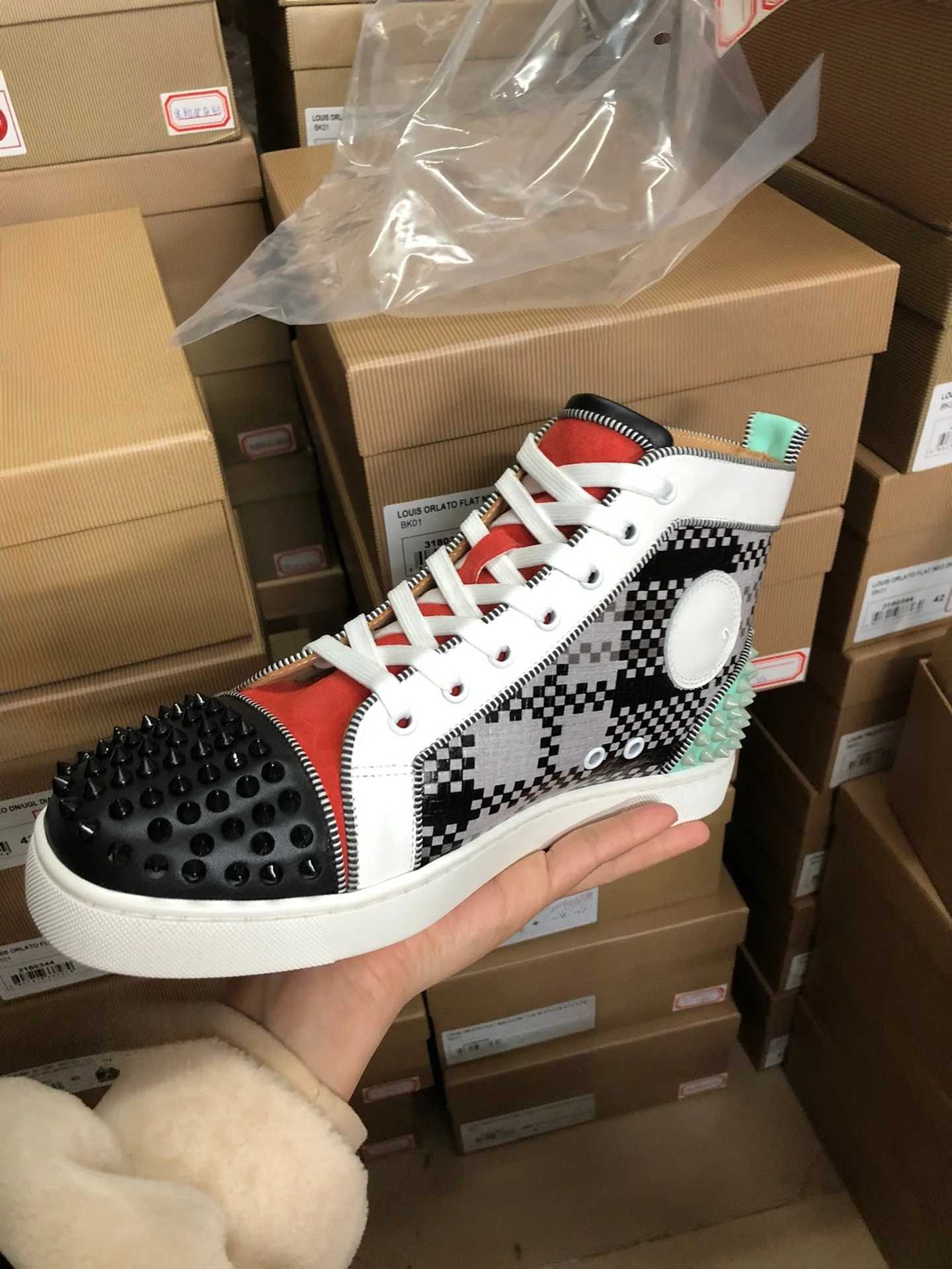 Sneakers