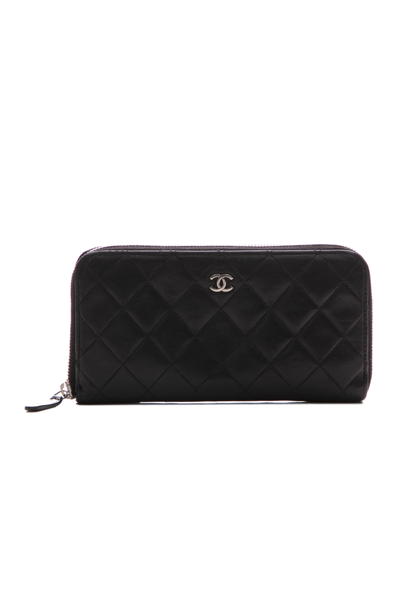 Long Zipped Wallet