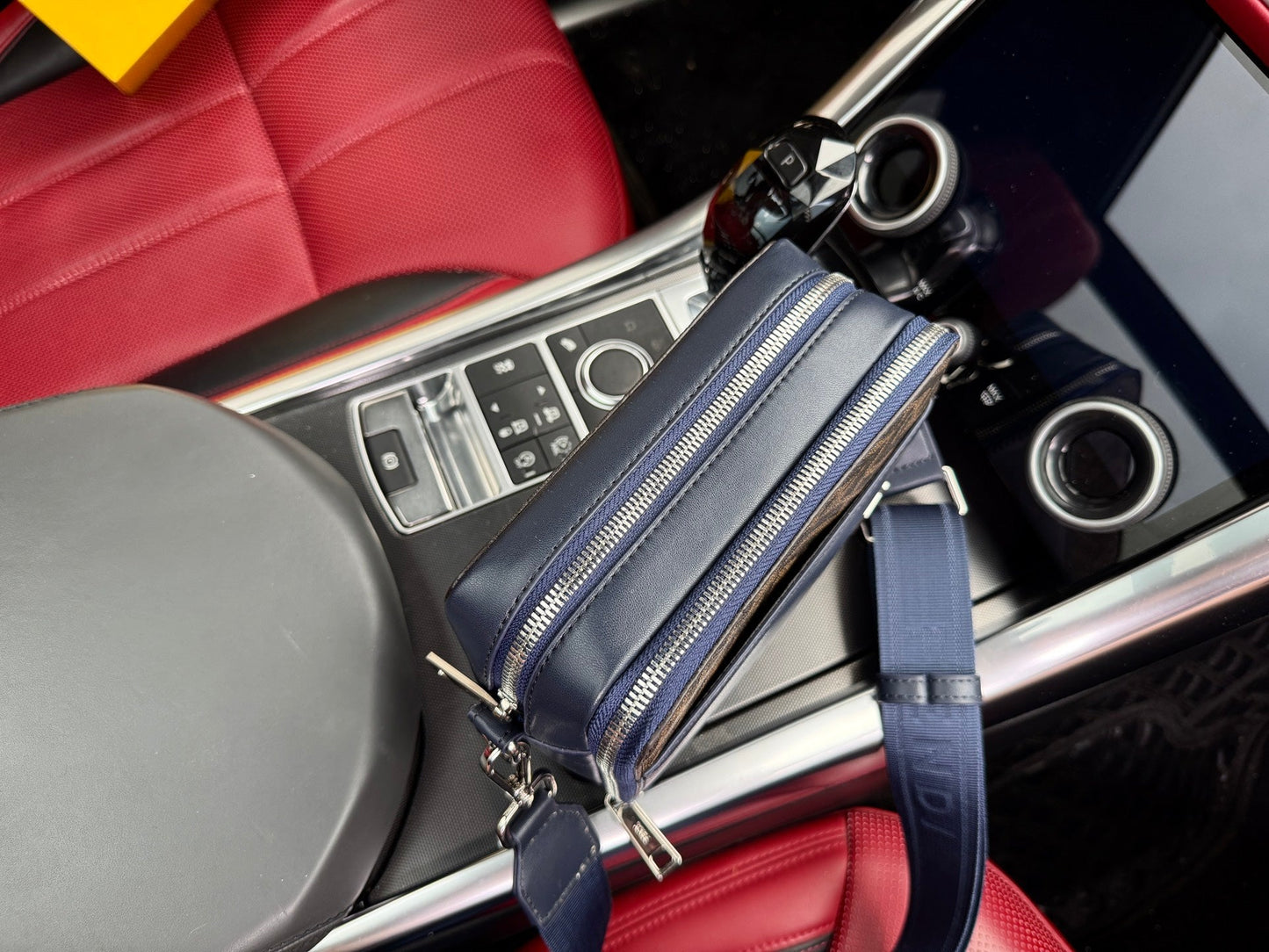 Shoulder Bags