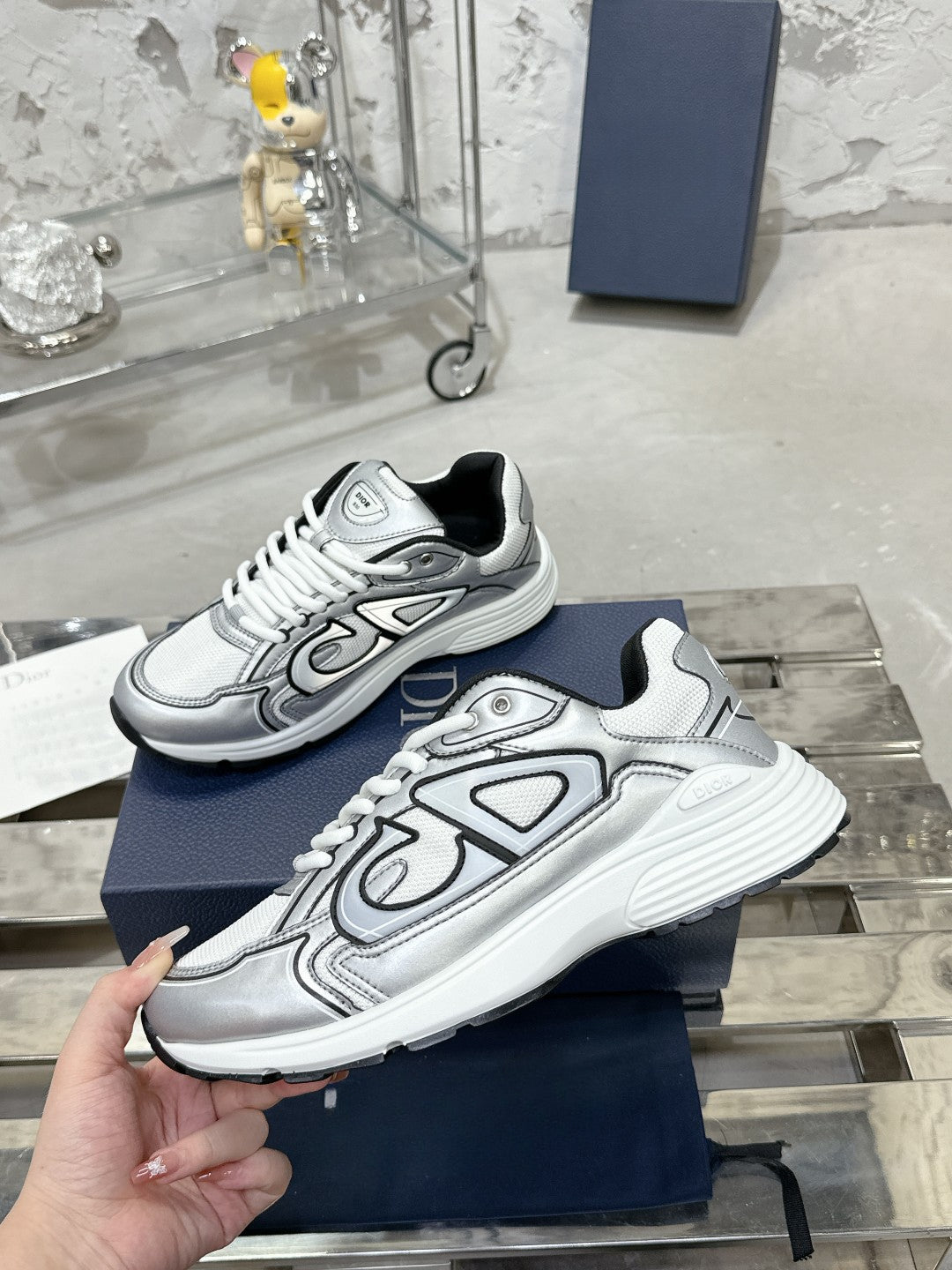Sneakers