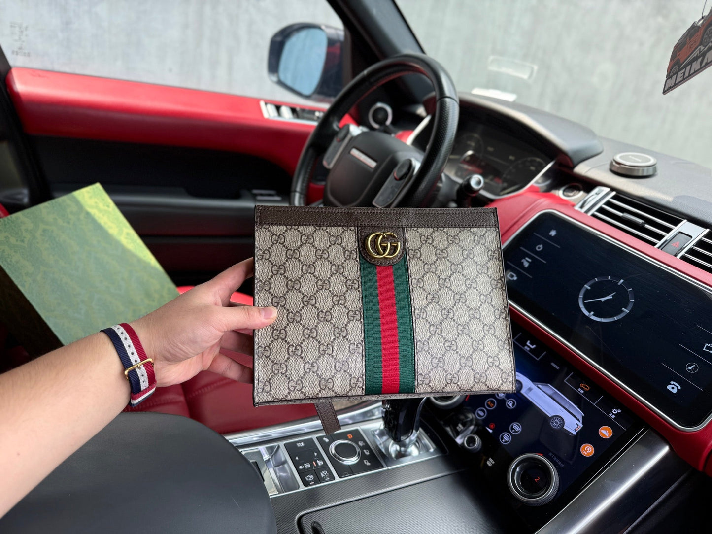 handbag