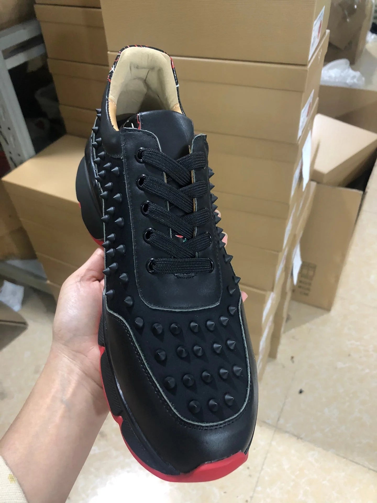 Sneaker