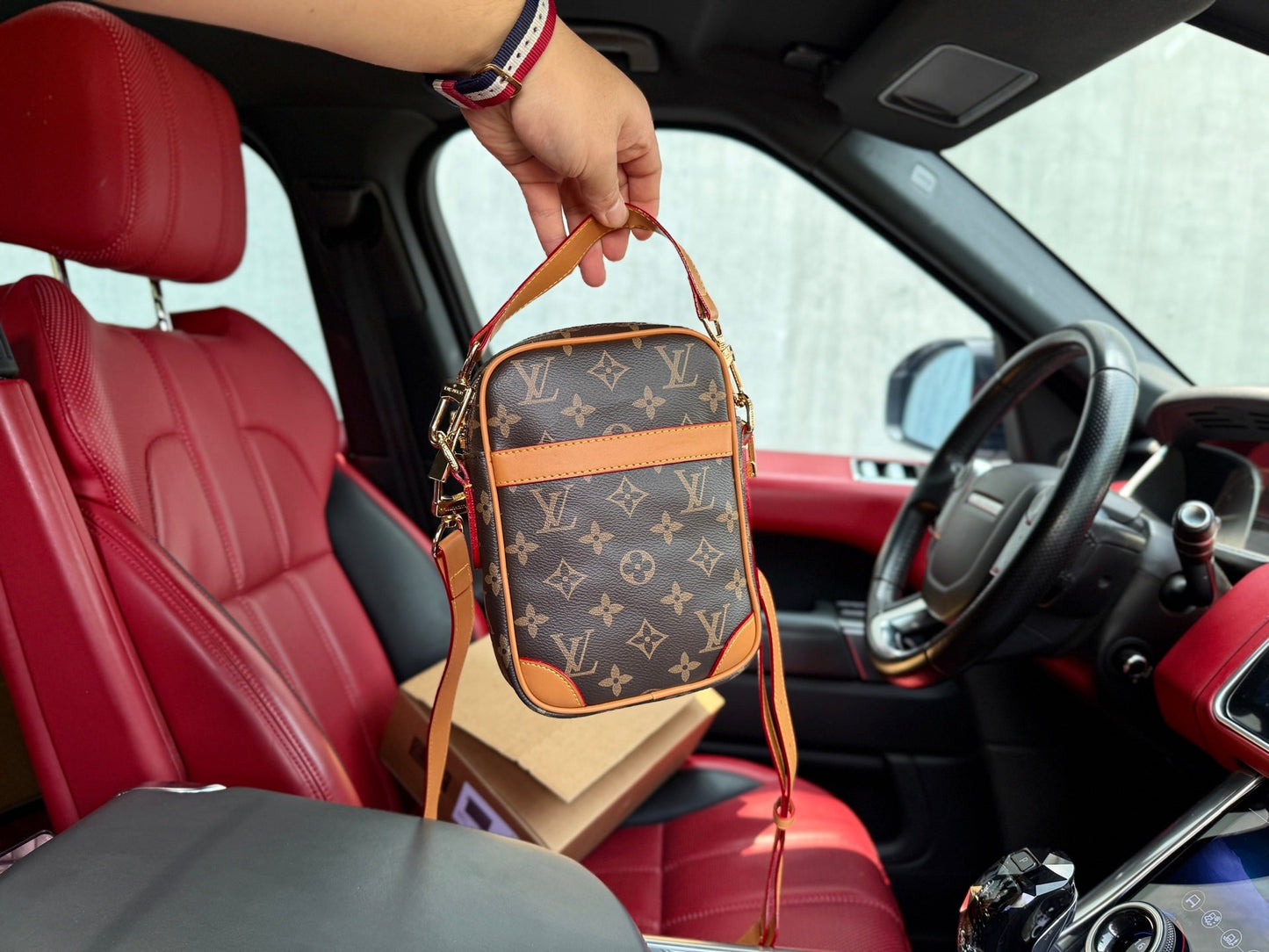Shoulder Bags