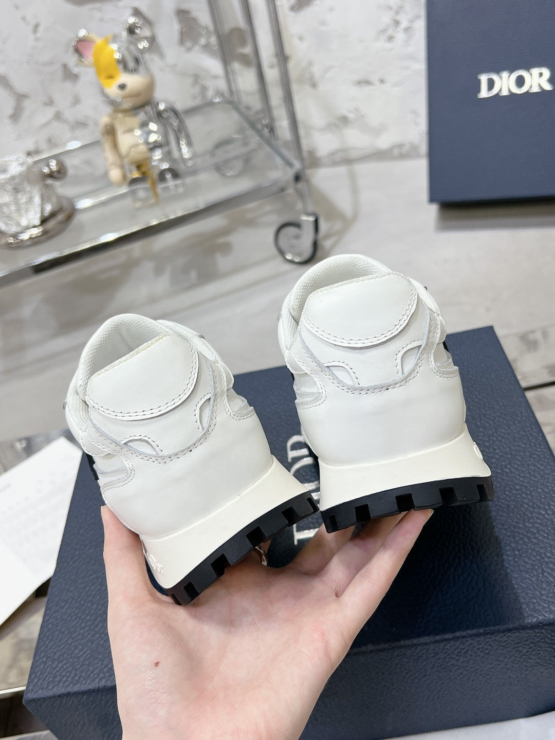 Sneakers