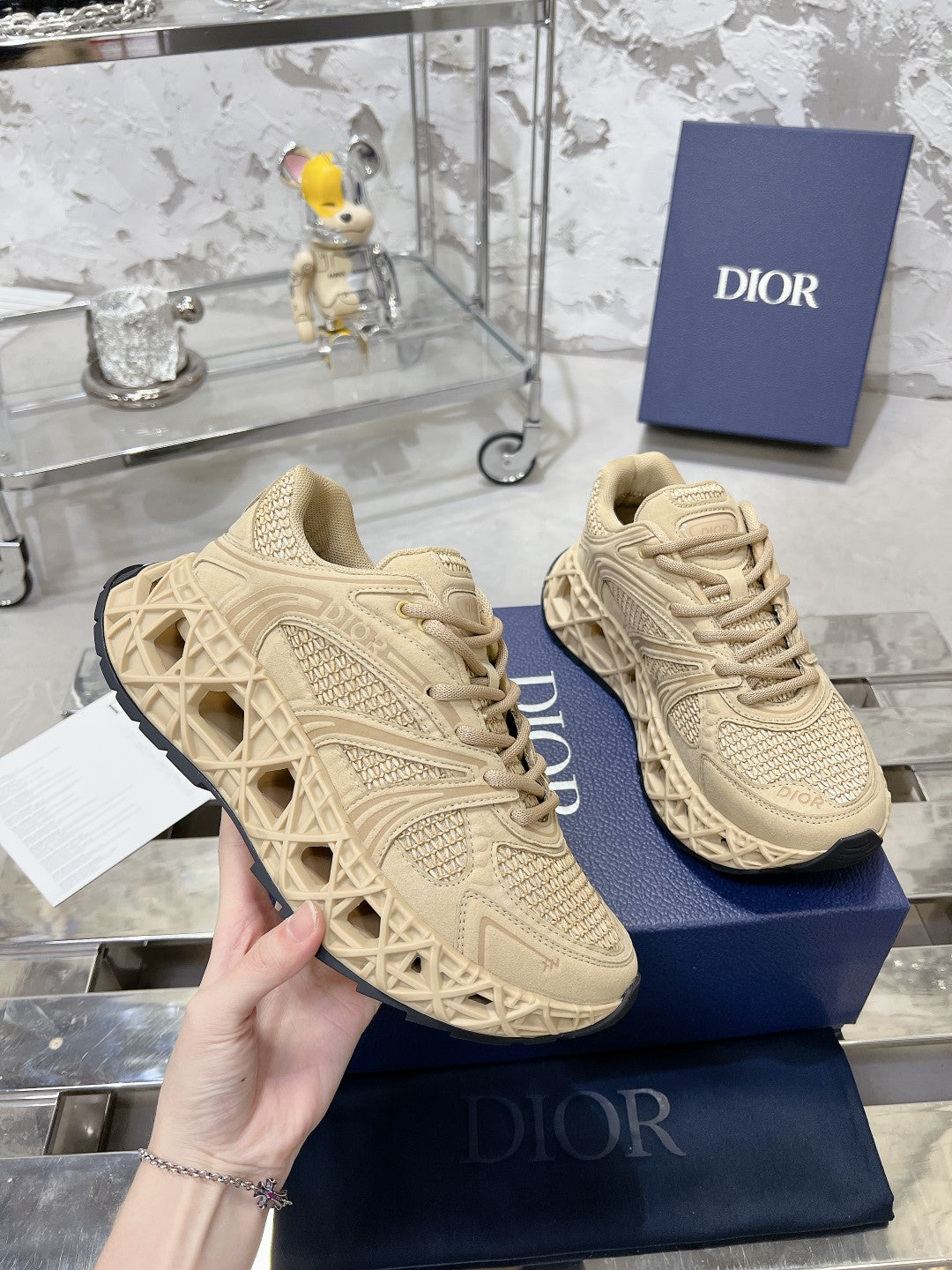 Sneakers