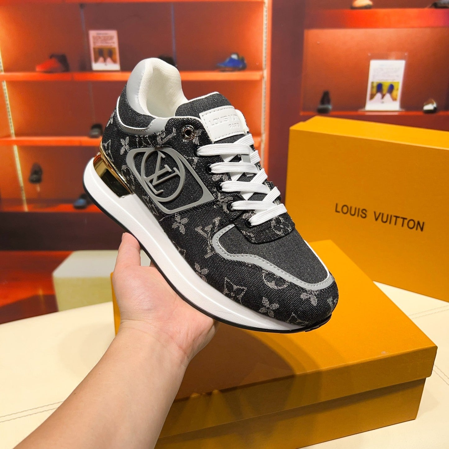 Sneakers
