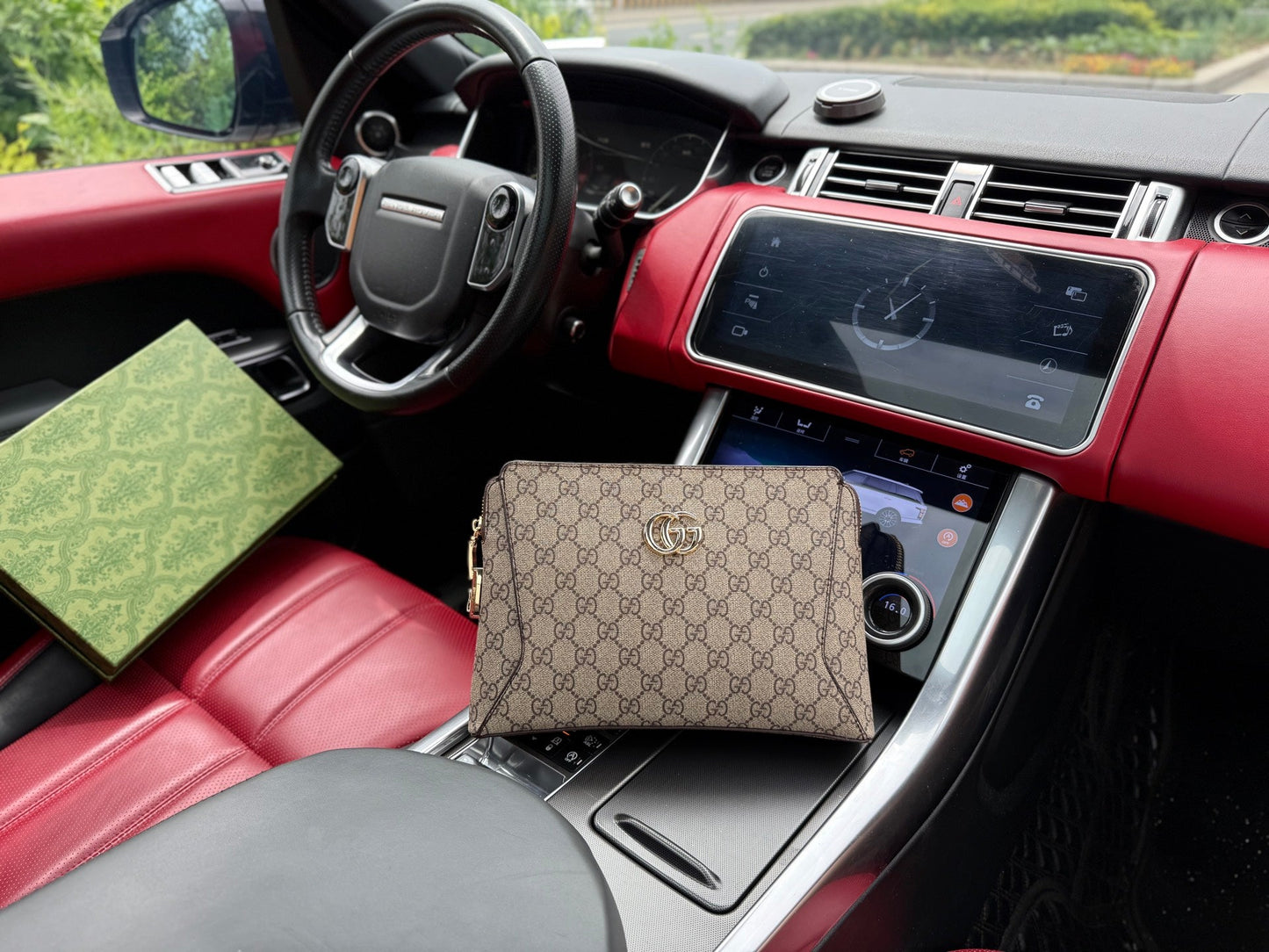 handbag