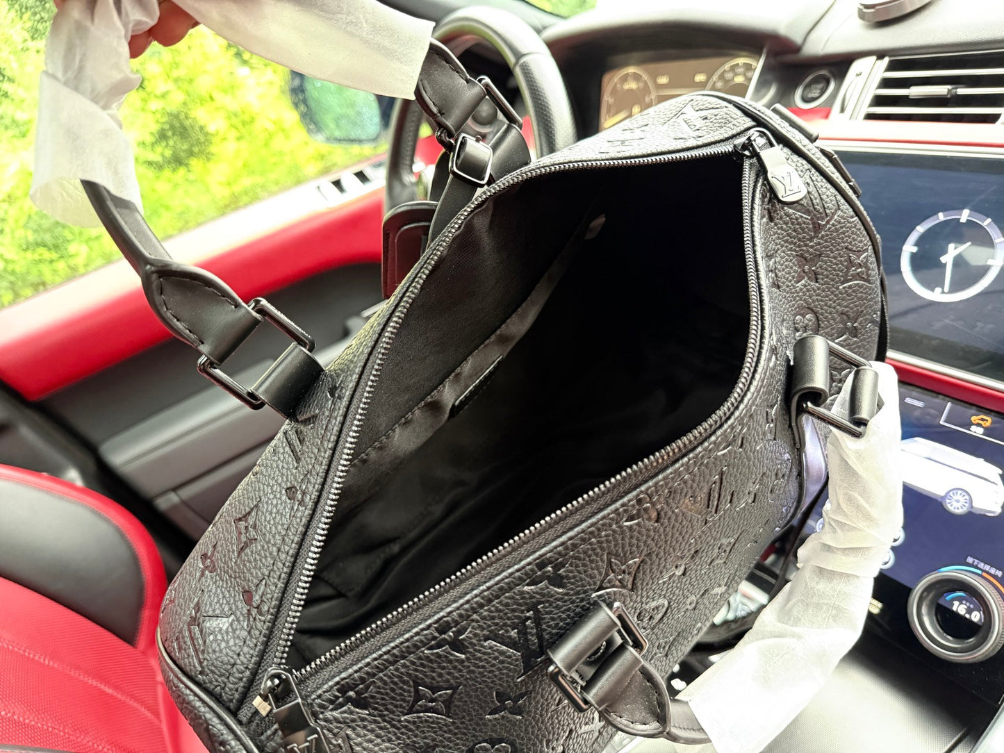 Shoulder Bags