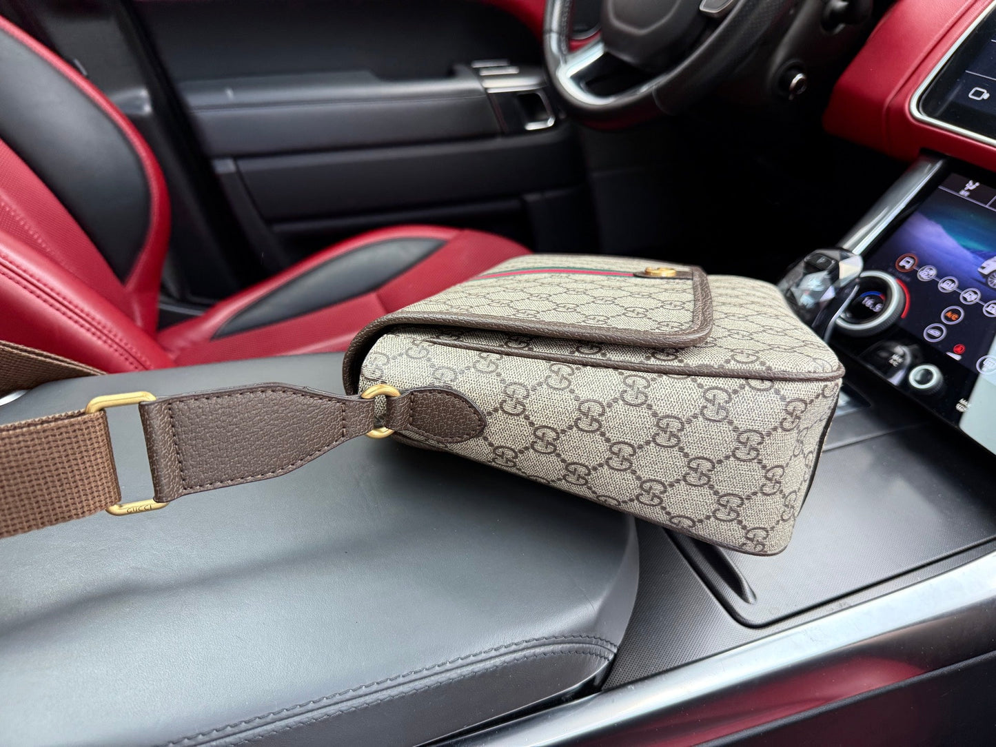 Shoulder Bags