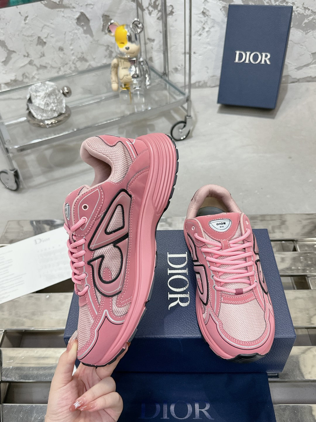 Sneakers