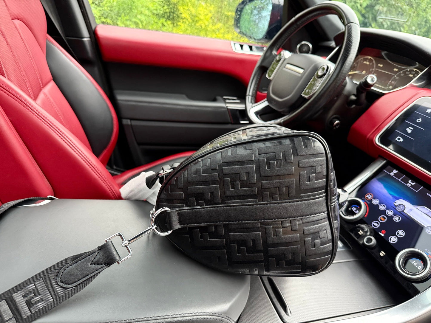Shoulder Bags