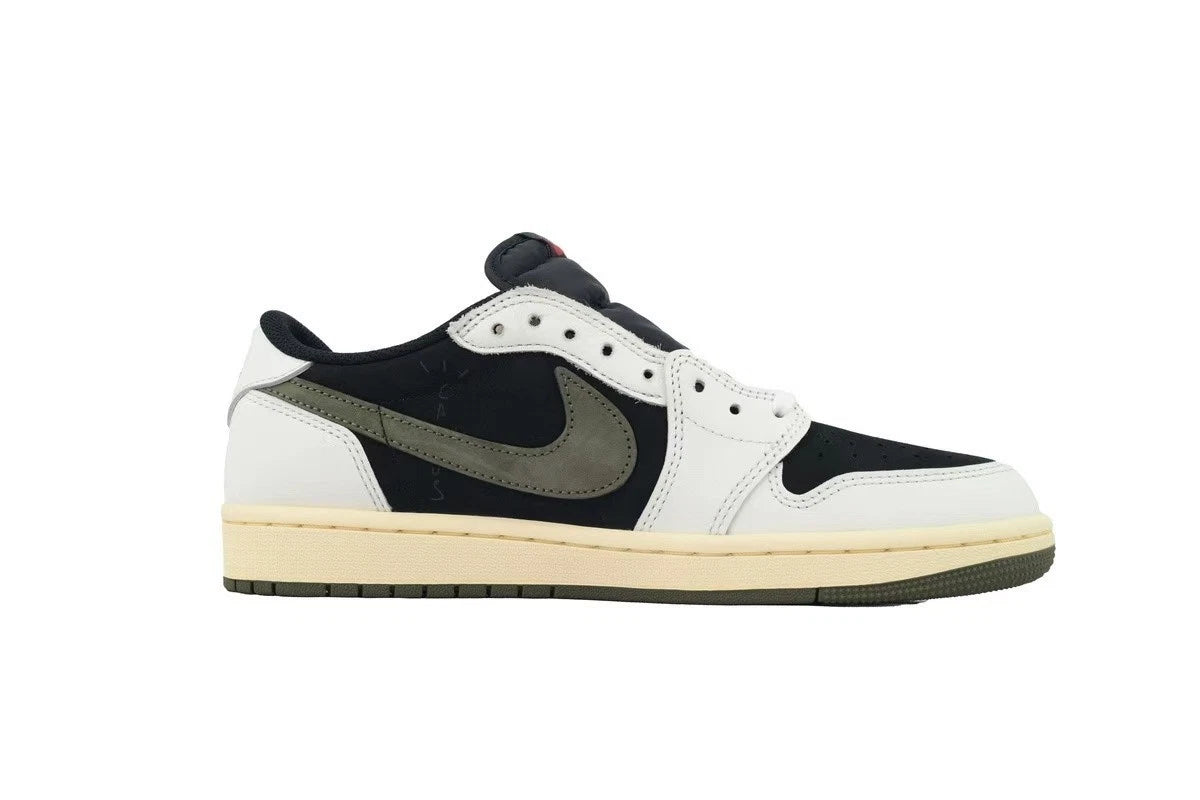 Sneaker