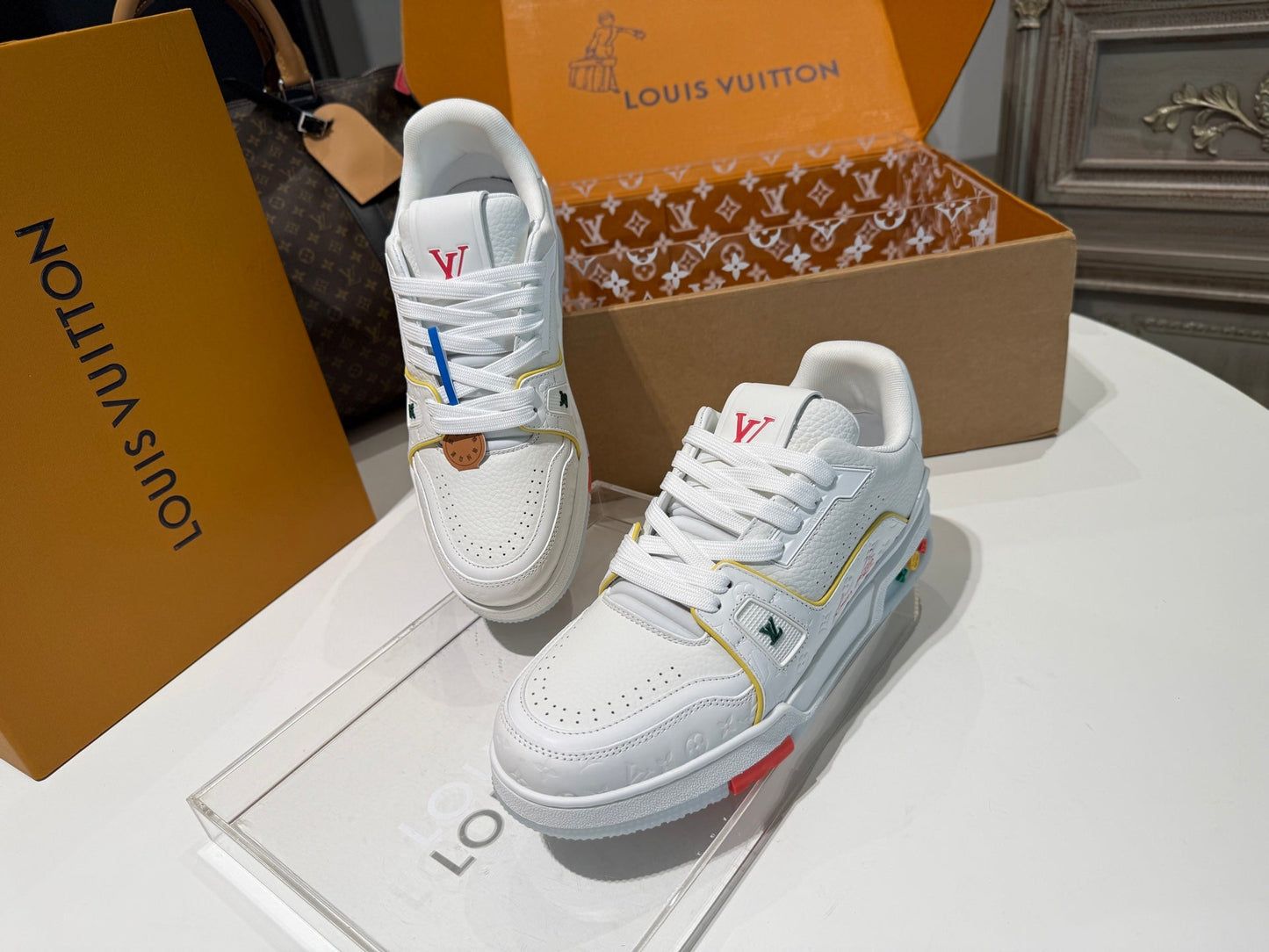 Sneakers