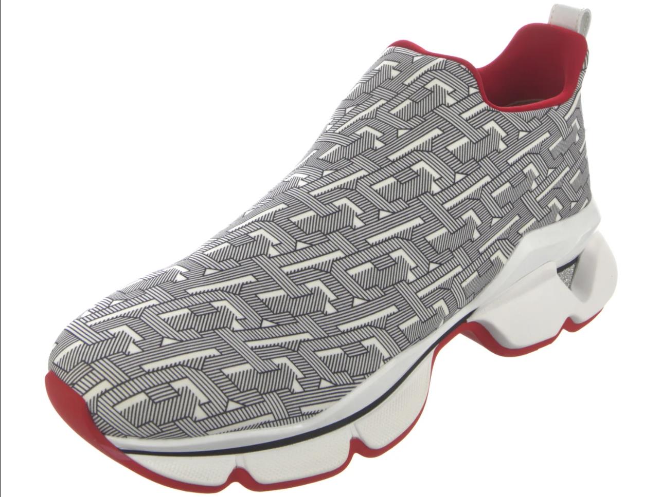 Sneaker