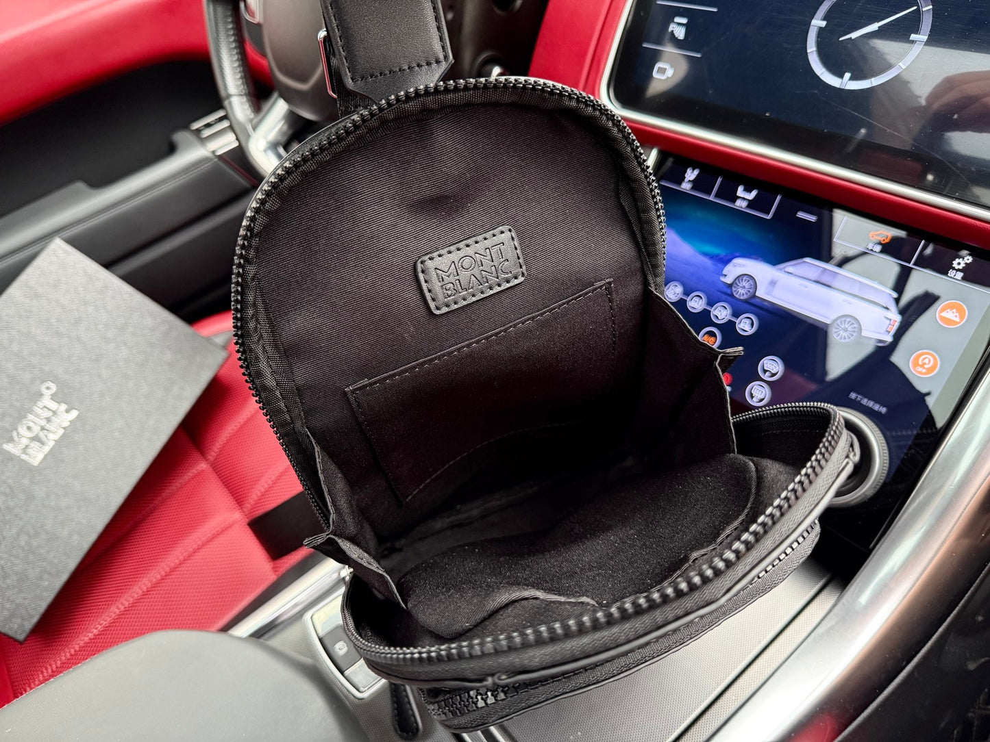 Shoulder Bags