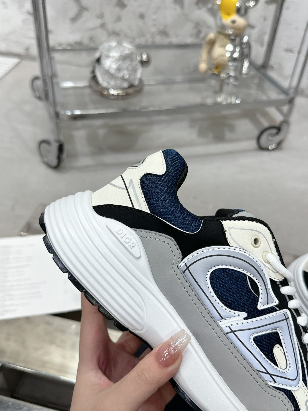 Sneakers