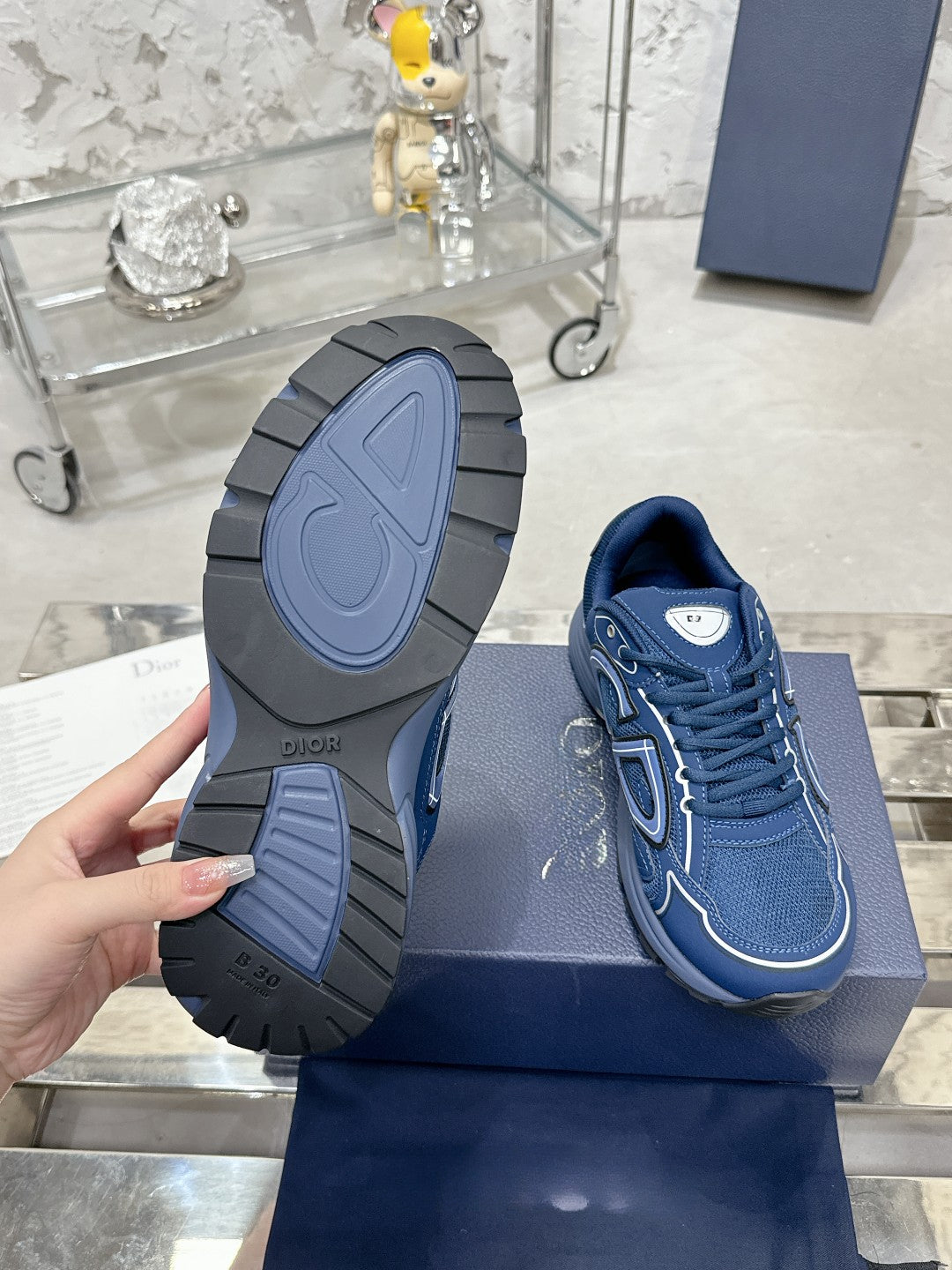 Sneakers