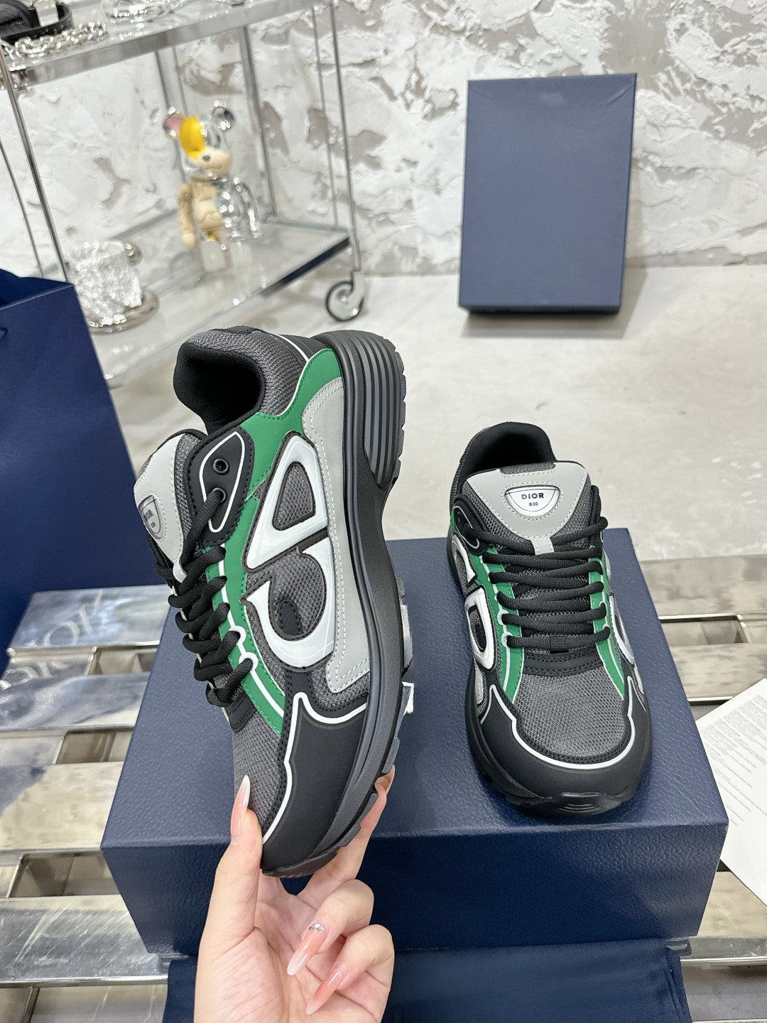 Sneakers