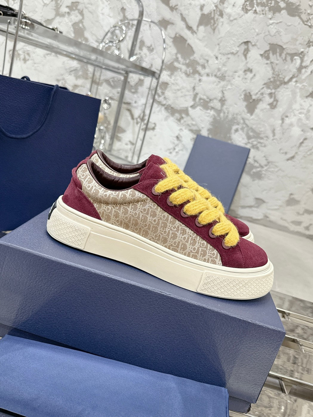 Sneakers