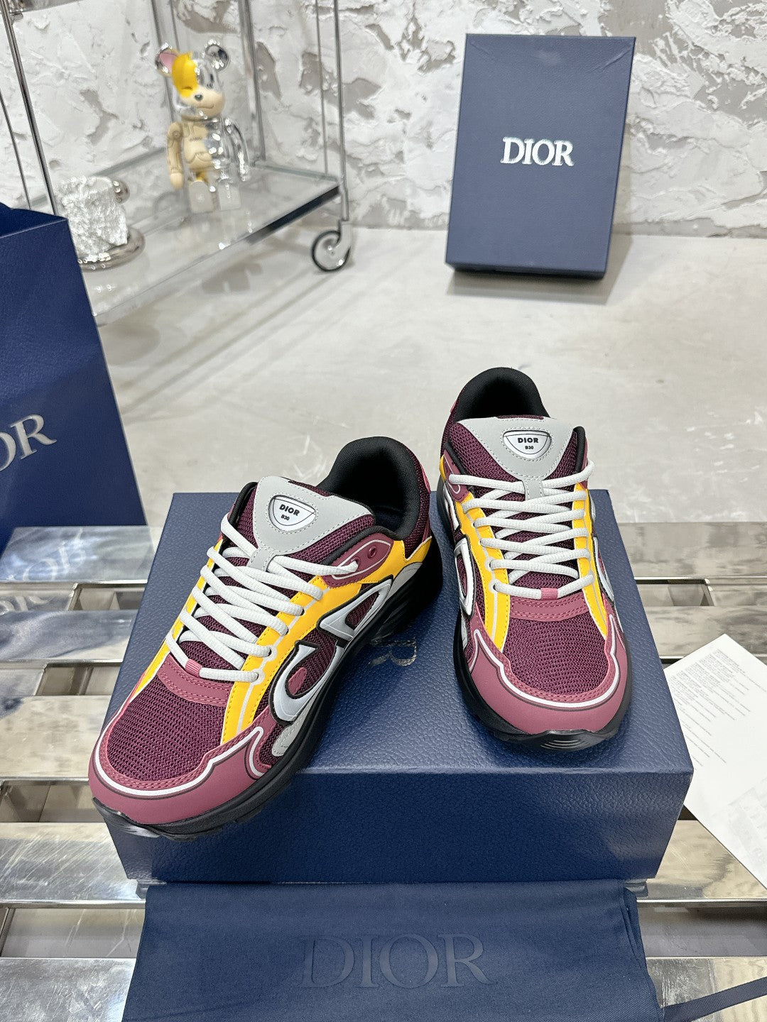 Sneakers