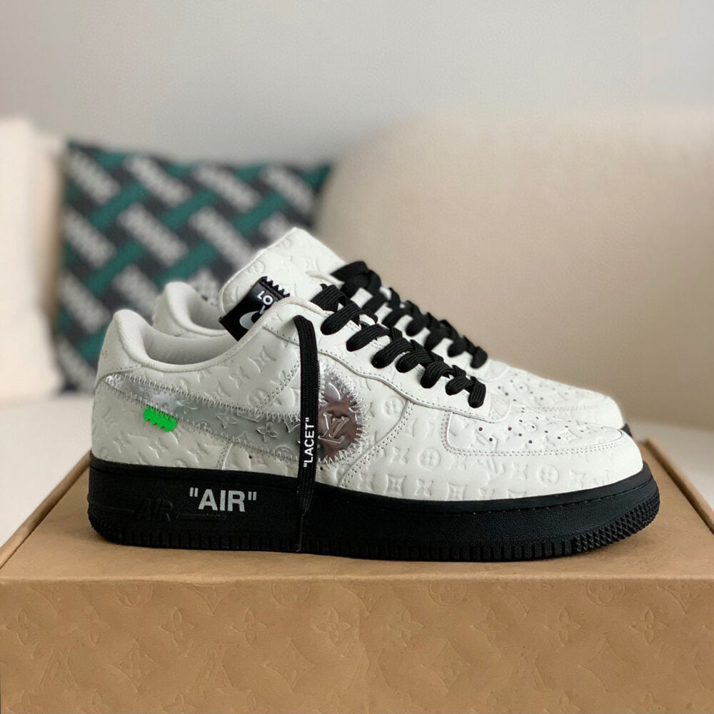Sneaker