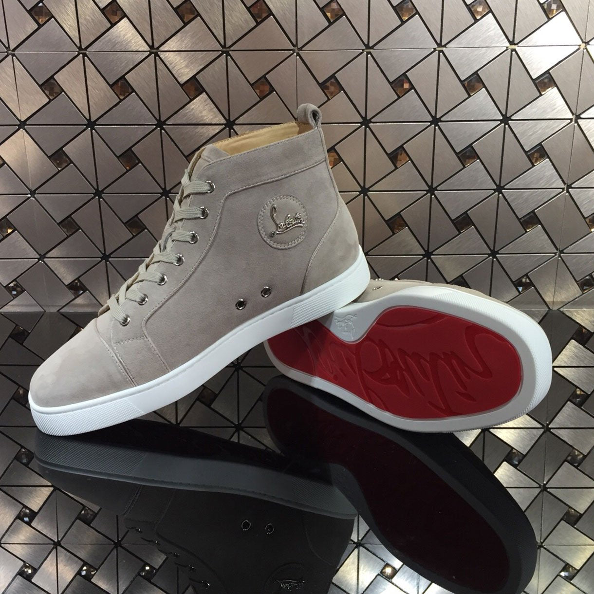 Sneakers