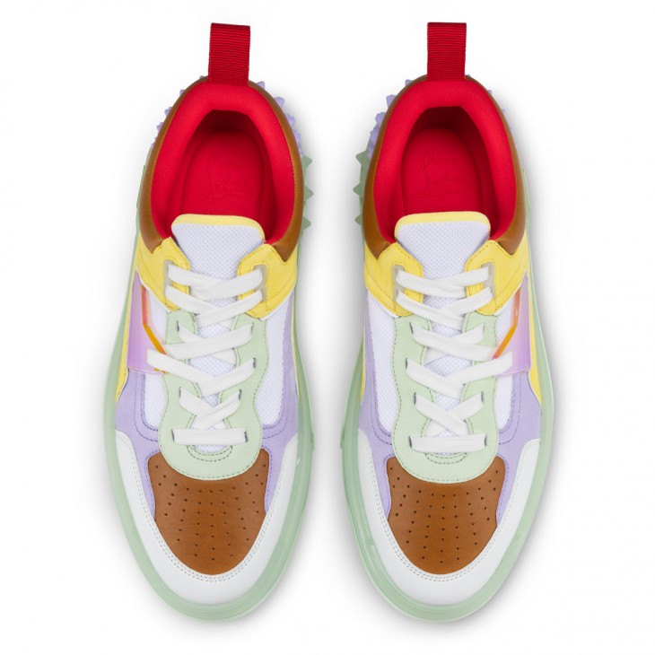 Sneaker