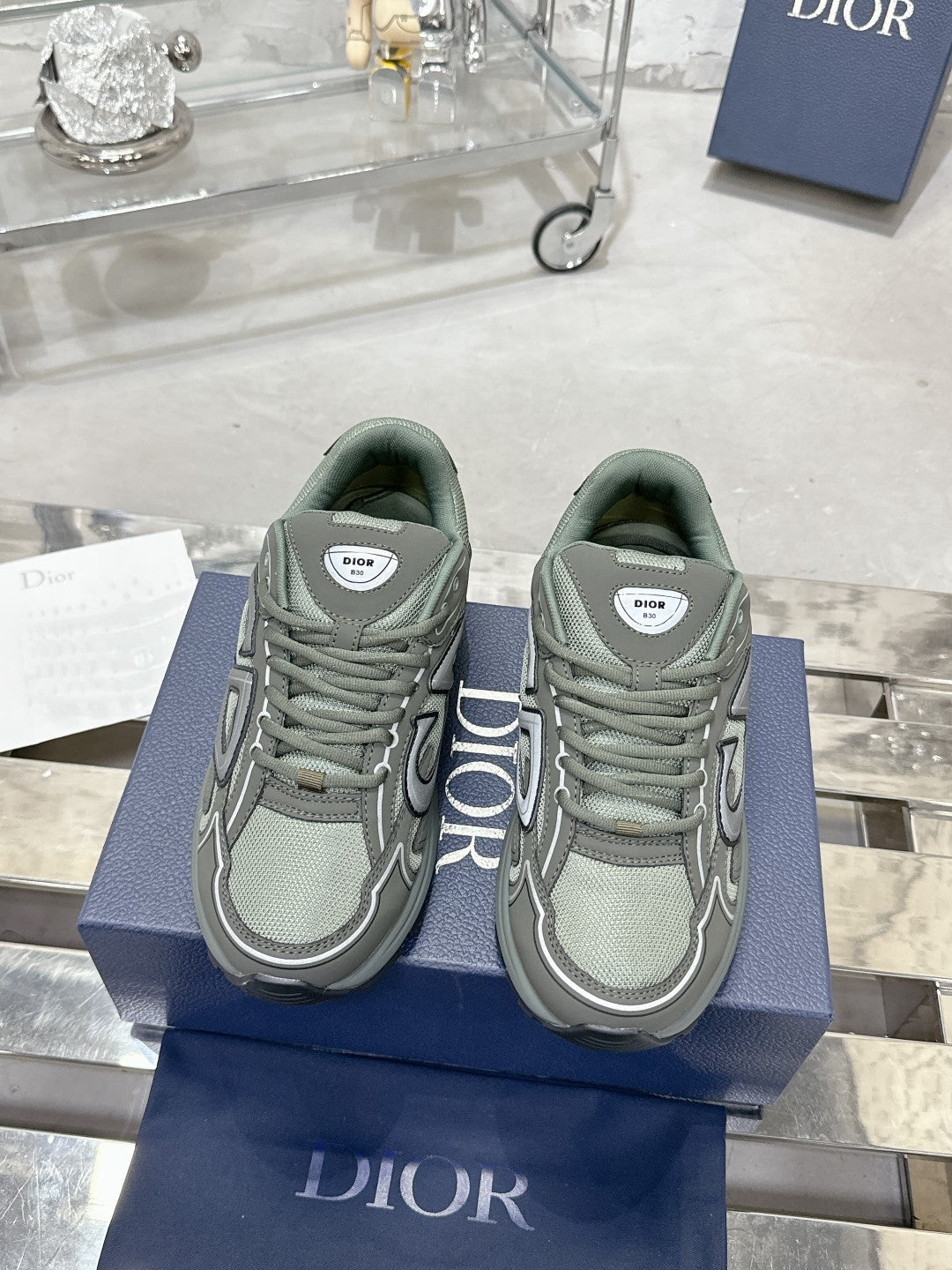 Sneakers