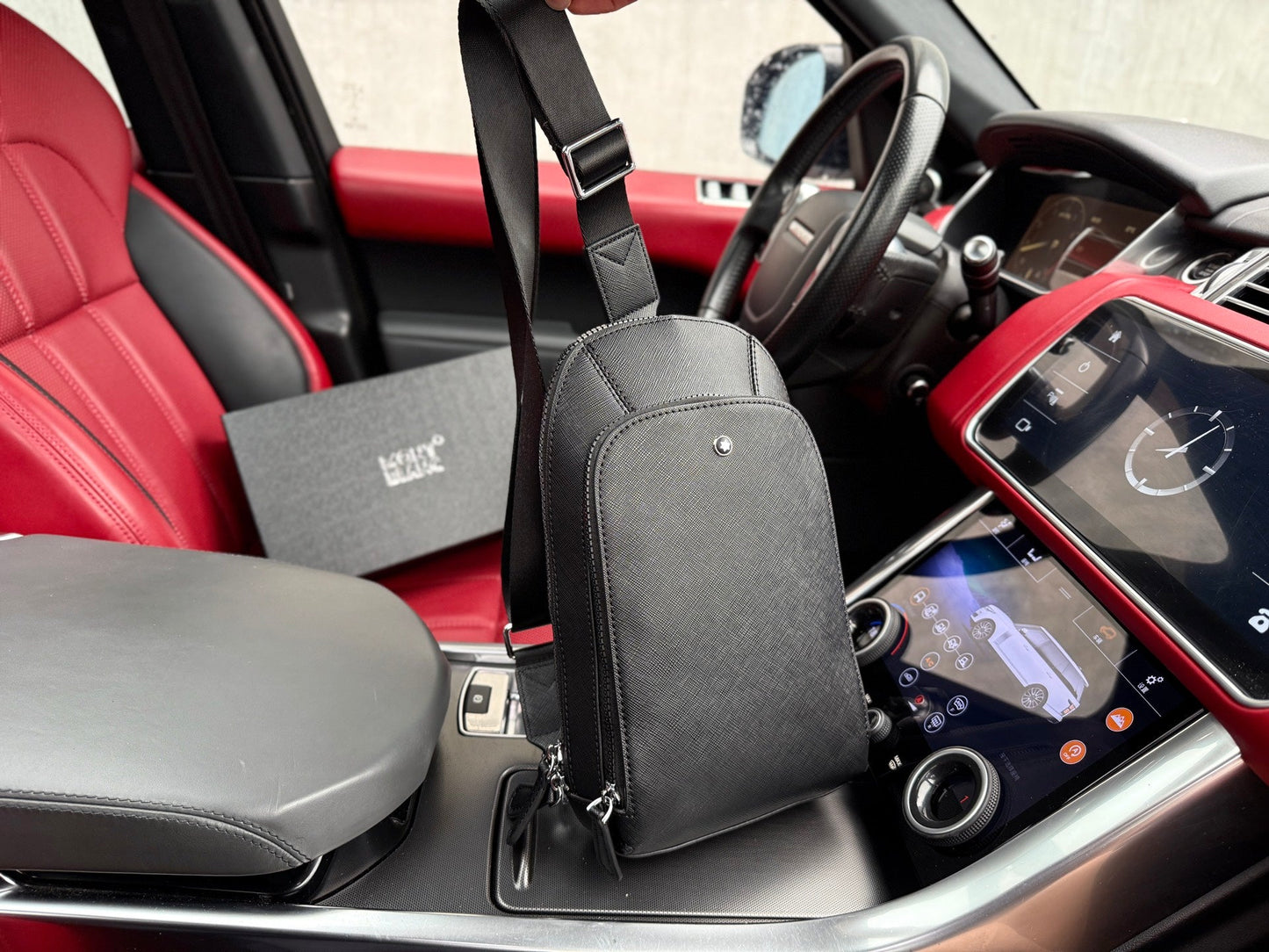 Shoulder Bags