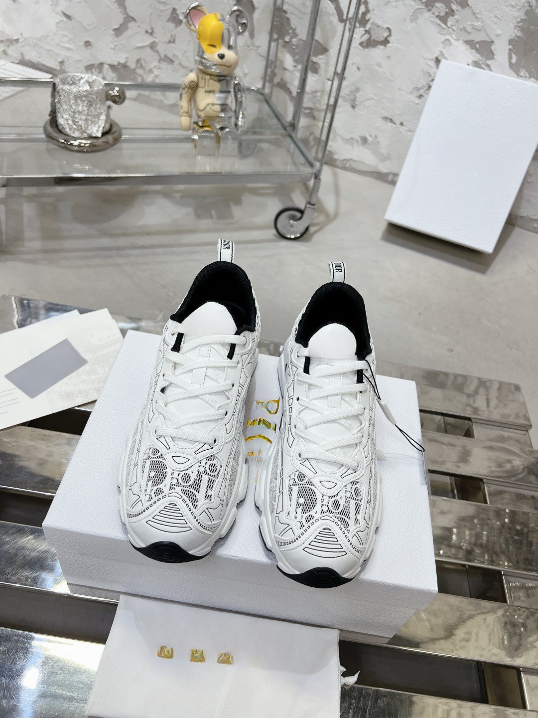 Sneakers
