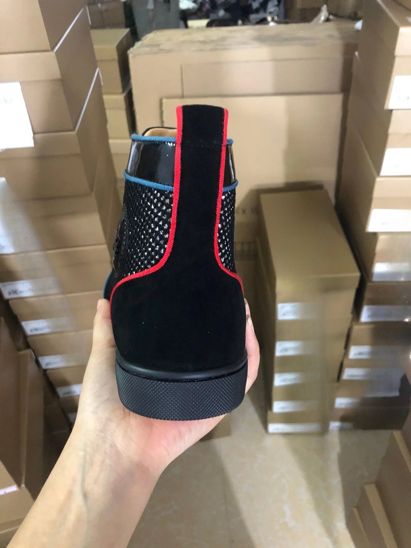 Sneaker