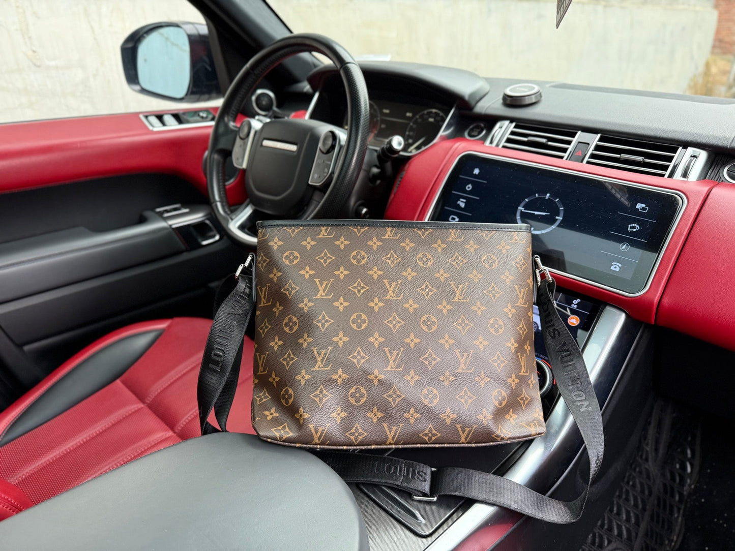 Shoulder Bags