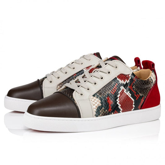 Sneaker