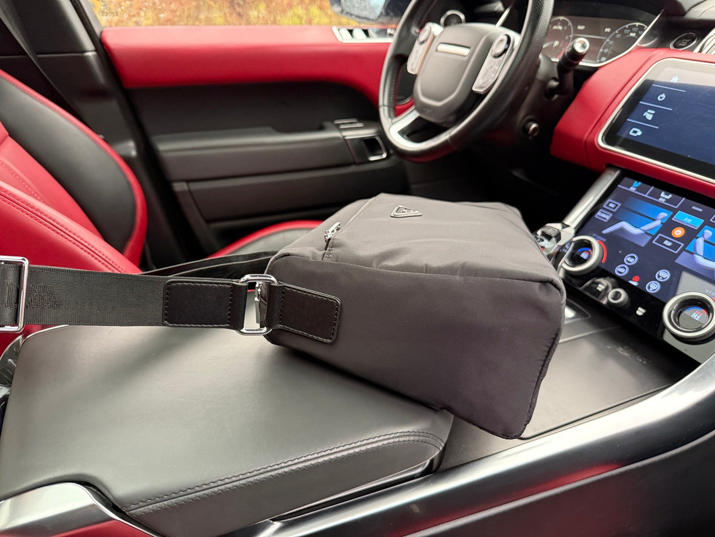 Shoulder Bags