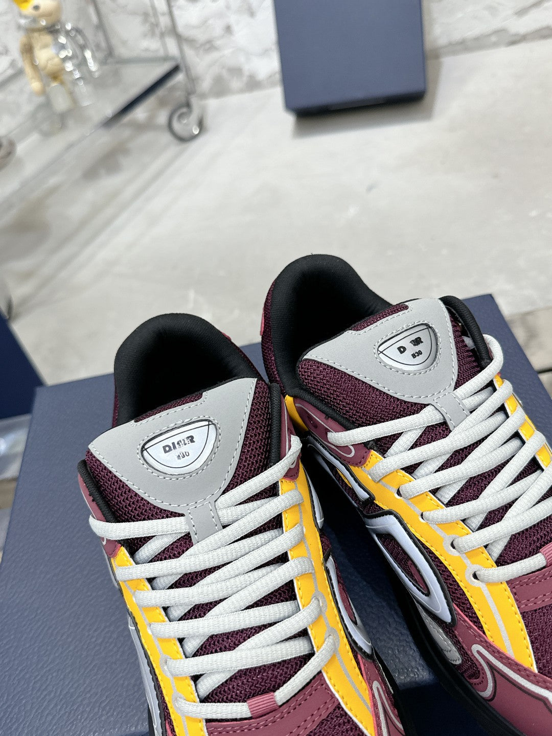 Sneakers