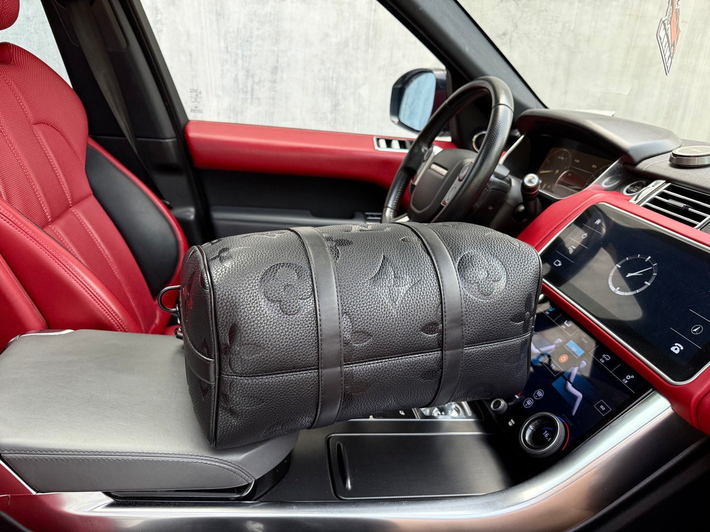 Shoulder Bags